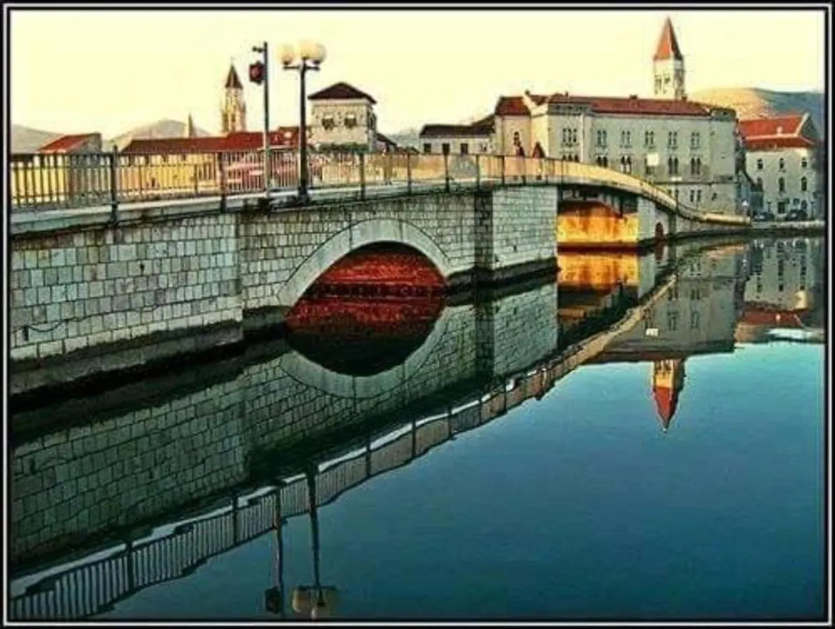 Charming 2-Bed Apartment In Okrug Gornji Trogir Chorvatsko