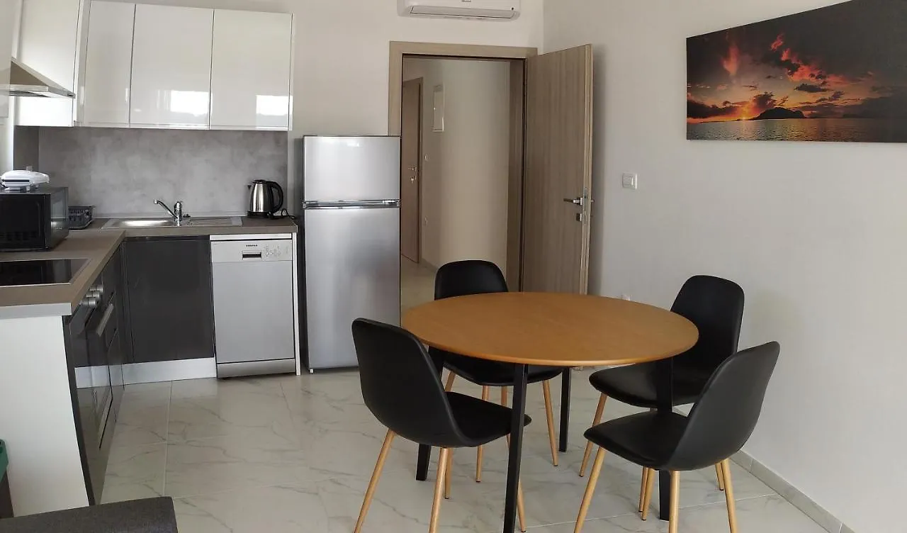 Charming 2-Bed Apartment In Okrug Gornji Trogir