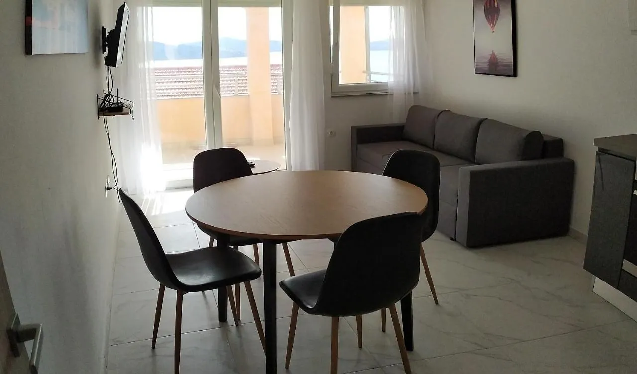 Charming 2-Bed Apartment In Okrug Gornji Trogir Croatia