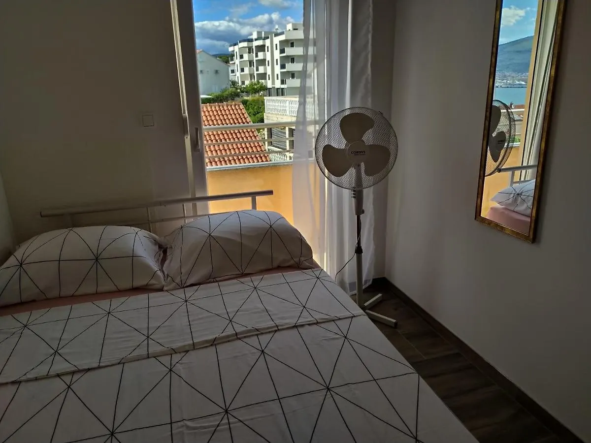 Charming 2-Bed Apartment In Okrug Gornji Trogir Croatia