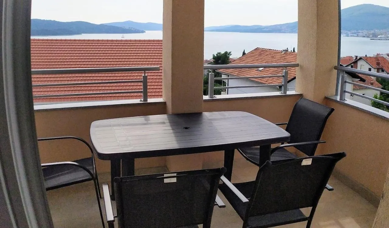 Charming 2-Bed Apartment In Okrug Gornji Trogir Croatia